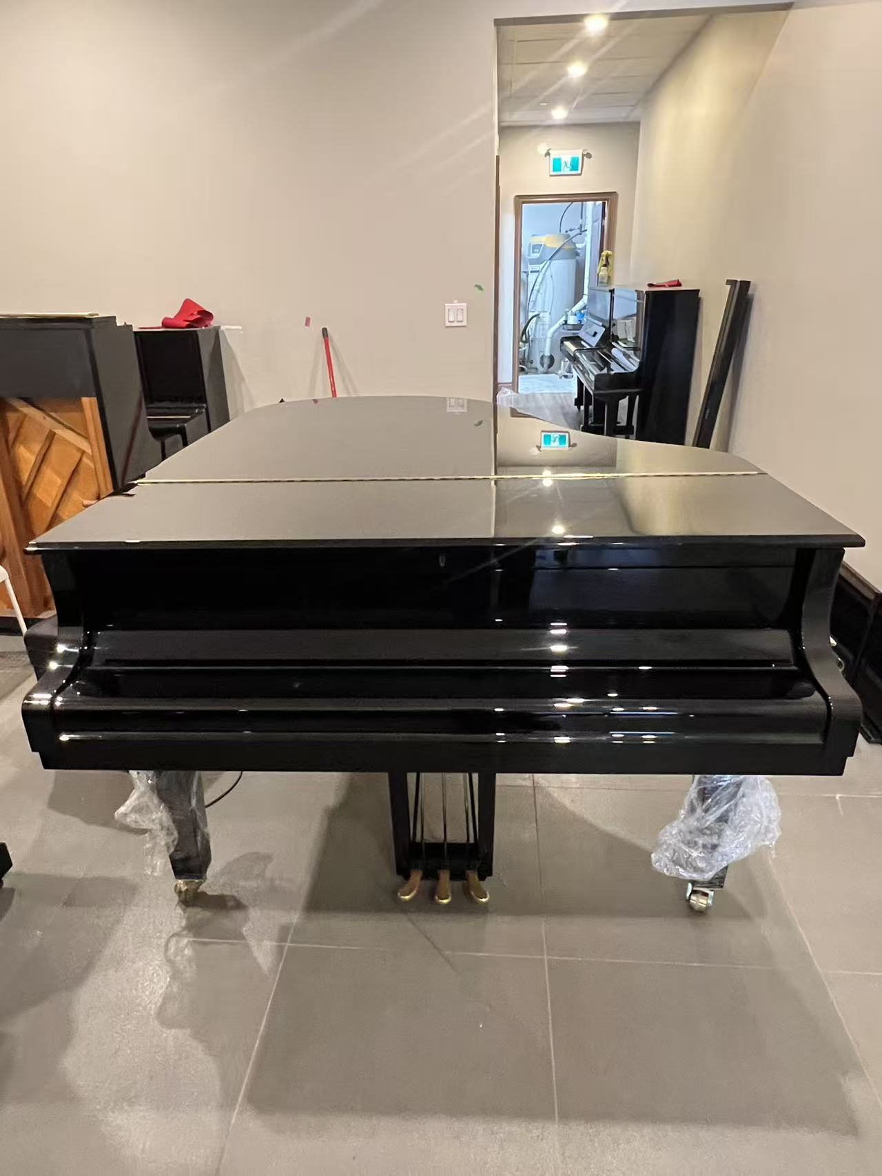 2022 YAMAHA GRAND PIANO C3X - Image 2