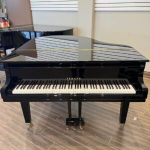 2017 YAMAHA BABY GRAND PIANO GC1