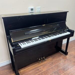2016 YAMAHA UPRIGHT PIANO U1